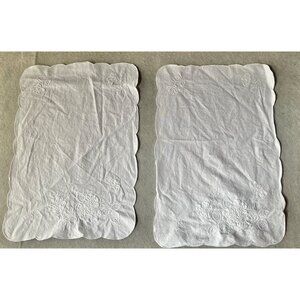 Embroidered Floral Cotton Placemats White Scalloped Edges Embroidered